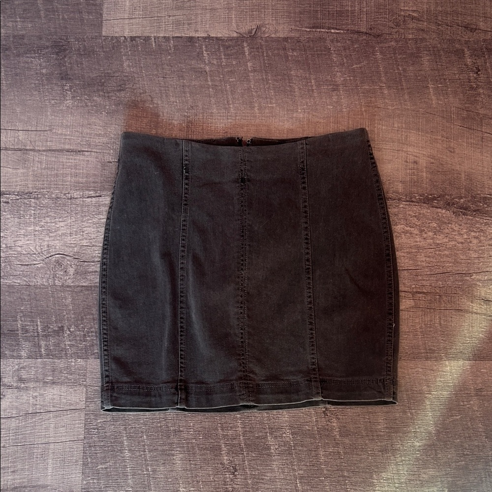 Free People Classic Grey Black Denim Skirt size 10